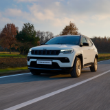 Το Jeep® Compass 4xe Plug-in Hybrid με όφελος 10.000€, τώρα από 37.500€, στην Κουμαντζιάς Α.Ε.